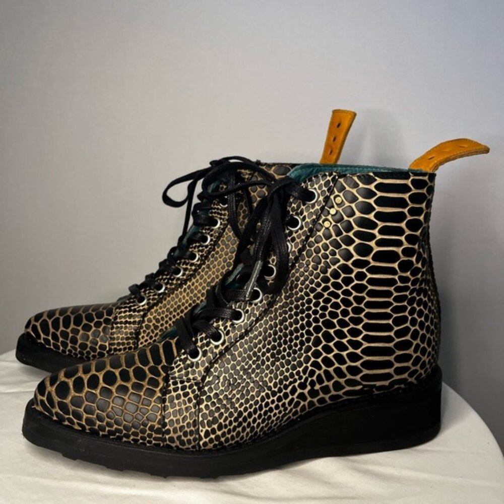 ps kaufman no 2062 Hallway Snake Leather Lace Up Boots